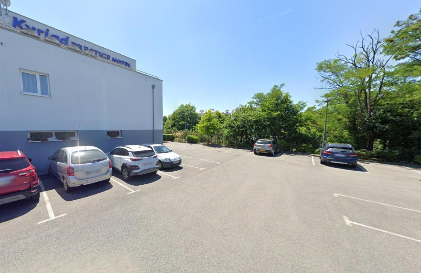 Kyriad Prestige Vannes Centre-Palais Des Arts Exterior photo