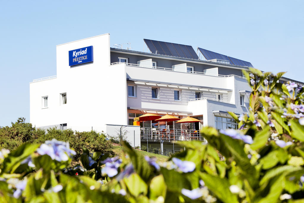 Kyriad Prestige Vannes Centre-Palais Des Arts Exterior photo